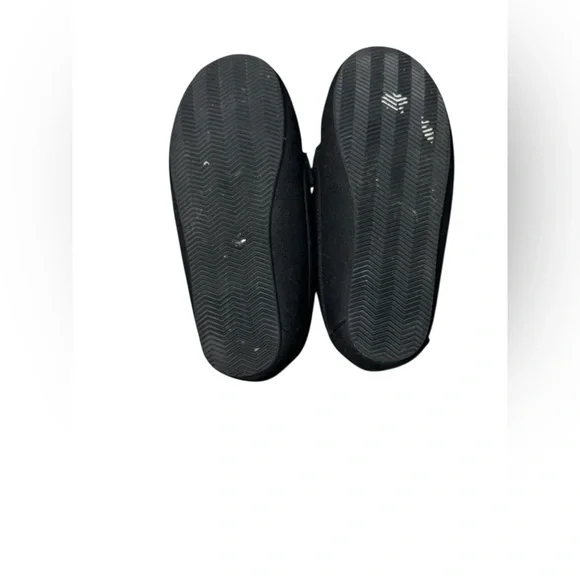 Polo by Ralph Lauren Black Moccasins Kids House Slippers with Bear Design - Picture 6 of 9